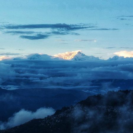 Indivar Homestay Darjeeling  Bagian luar foto