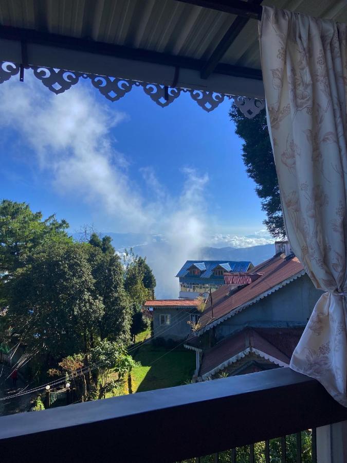 Indivar Homestay Darjeeling  Bagian luar foto