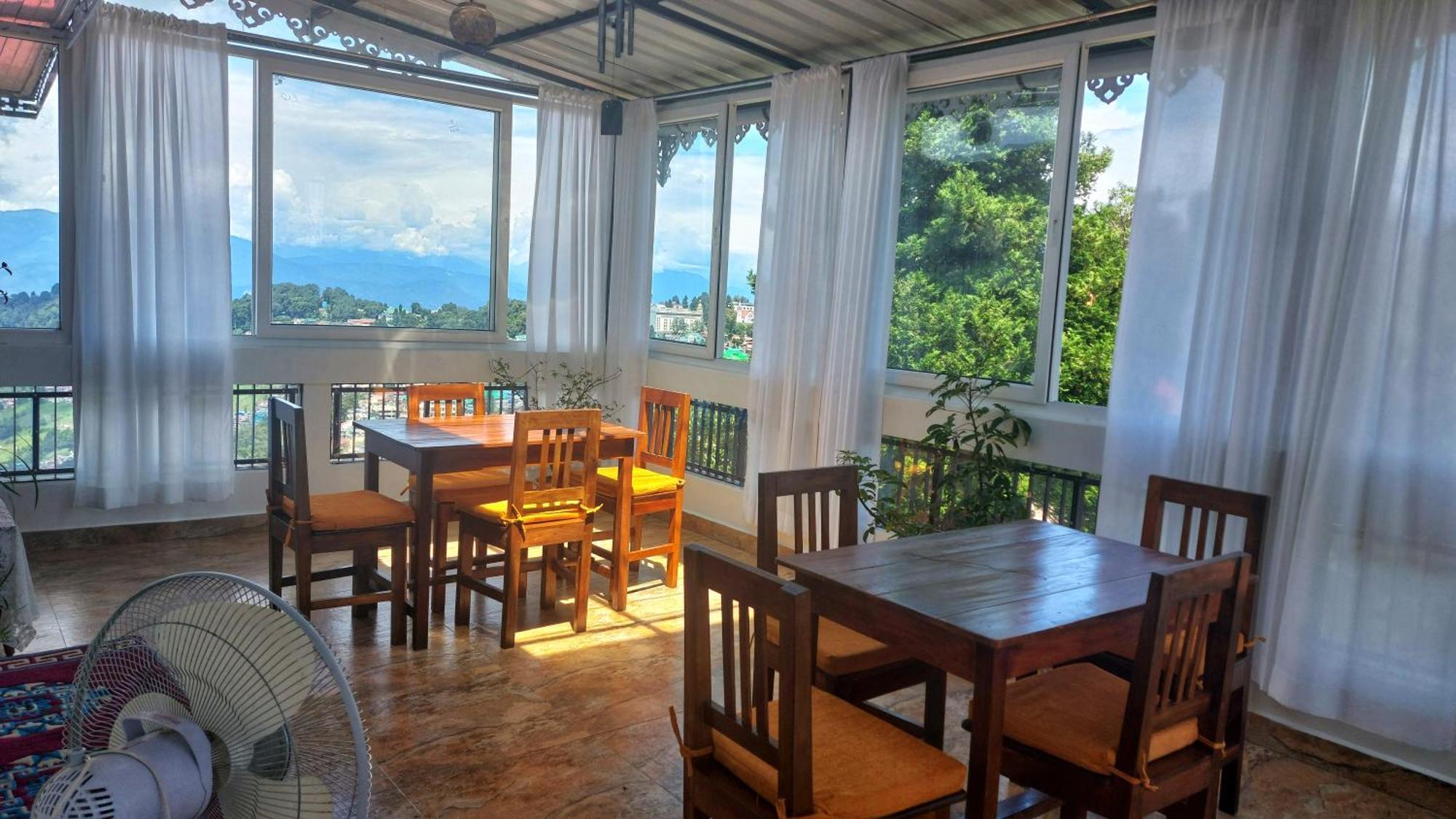 Indivar Homestay Darjeeling  Bagian luar foto
