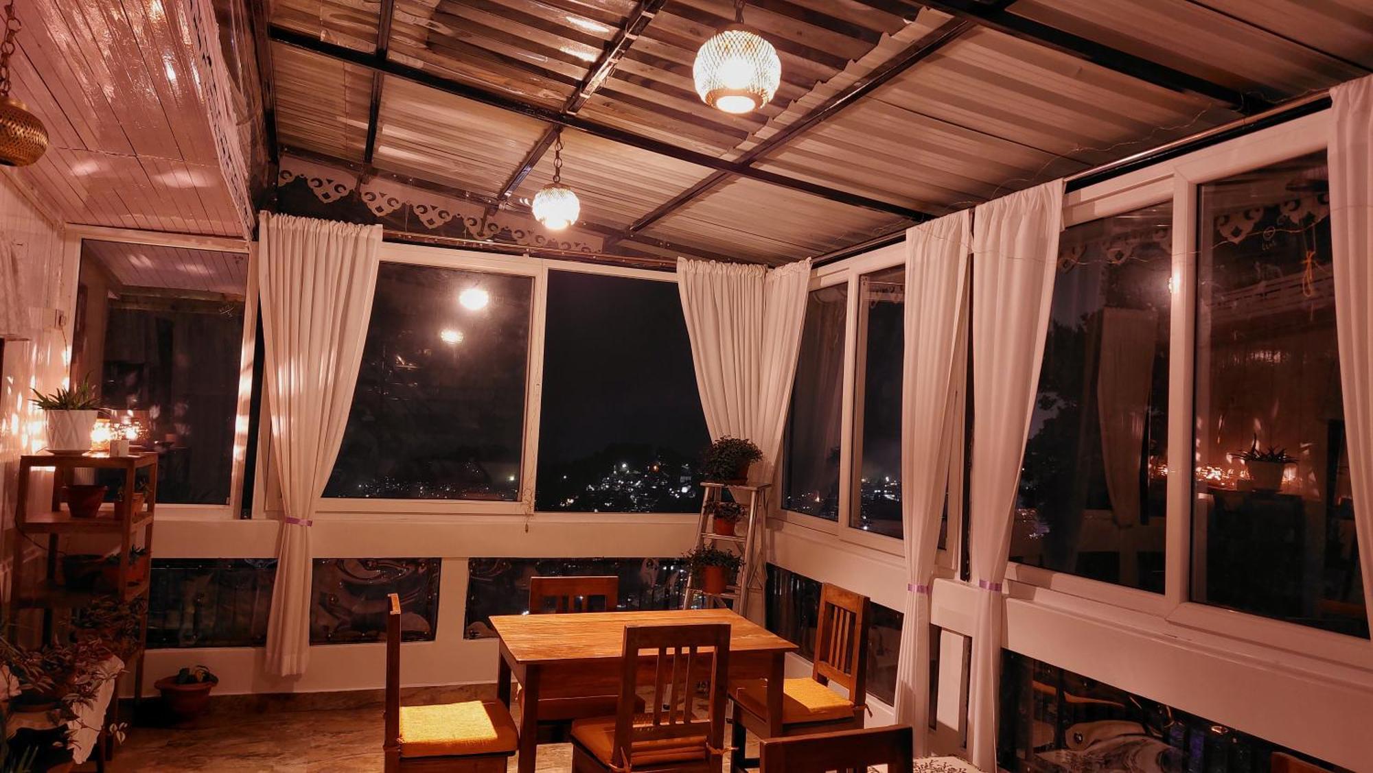 Indivar Homestay Darjeeling  Bagian luar foto