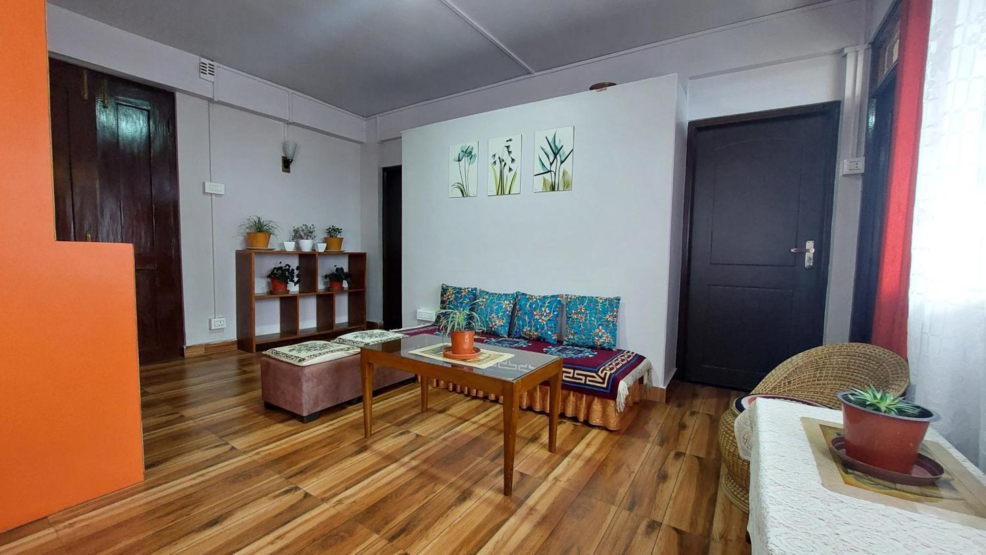 Indivar Homestay Darjeeling  Bagian luar foto